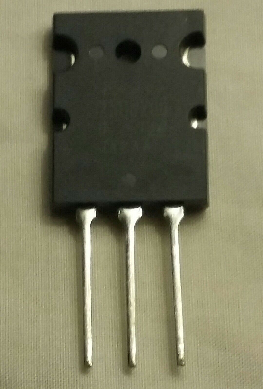 1x transistor 2sc5200 - Audio Broker